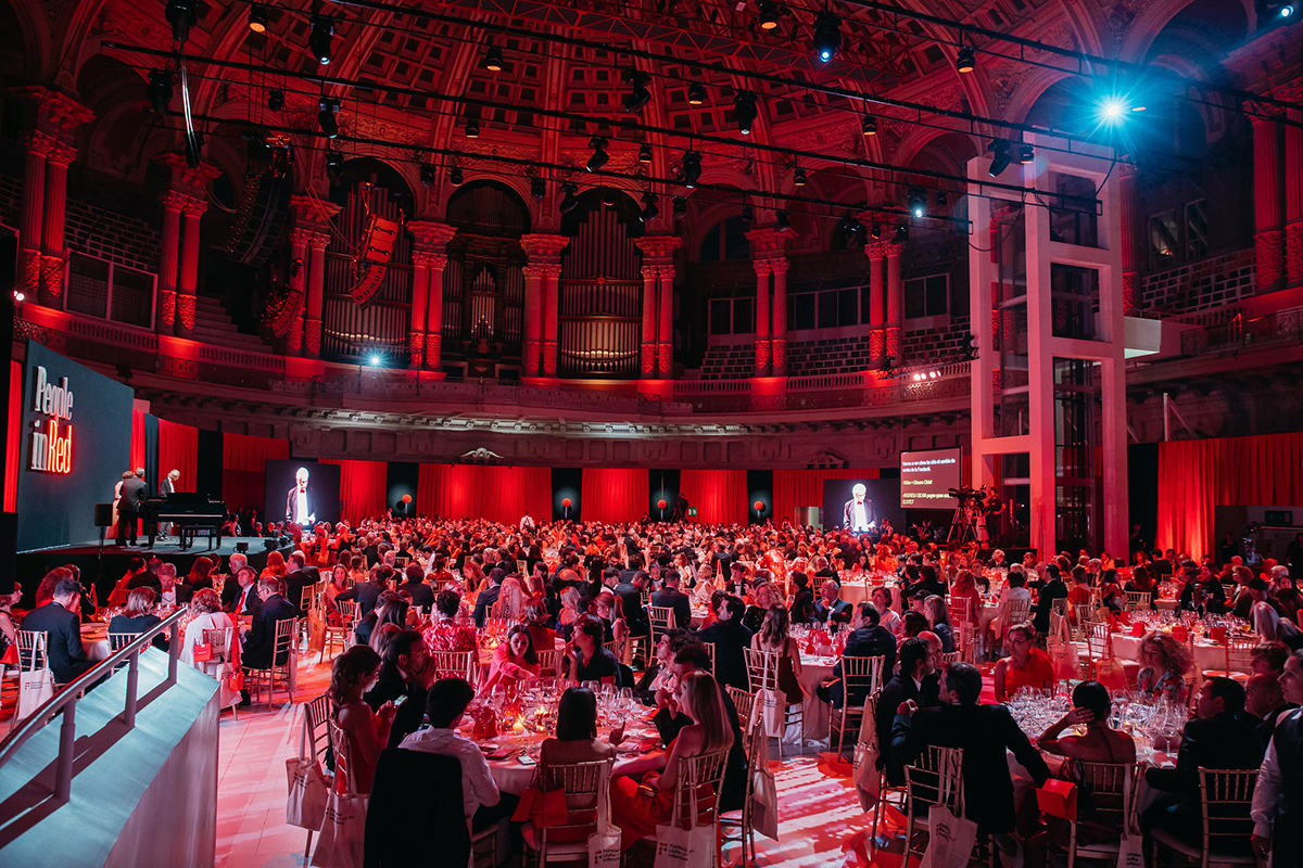 La Gala Solidària People in Red se celebrarà el 8 de maig al MNAC