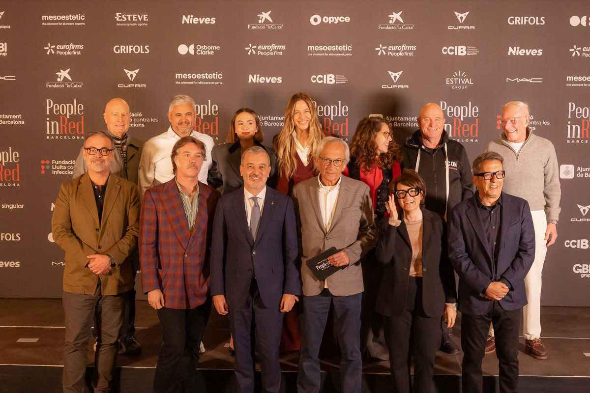 La Gala Solidària People in Red Barcelona s’internacionalitza en la 15a edició amb les actuacions de Rufus Wainwright i Rigoberta Bandini