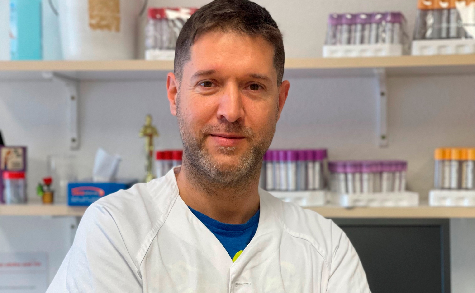 Jordi Puig, director d’Assaigs Clínics, participa en la creació del primer document per a la cura infermera experta de les persones amb VIH