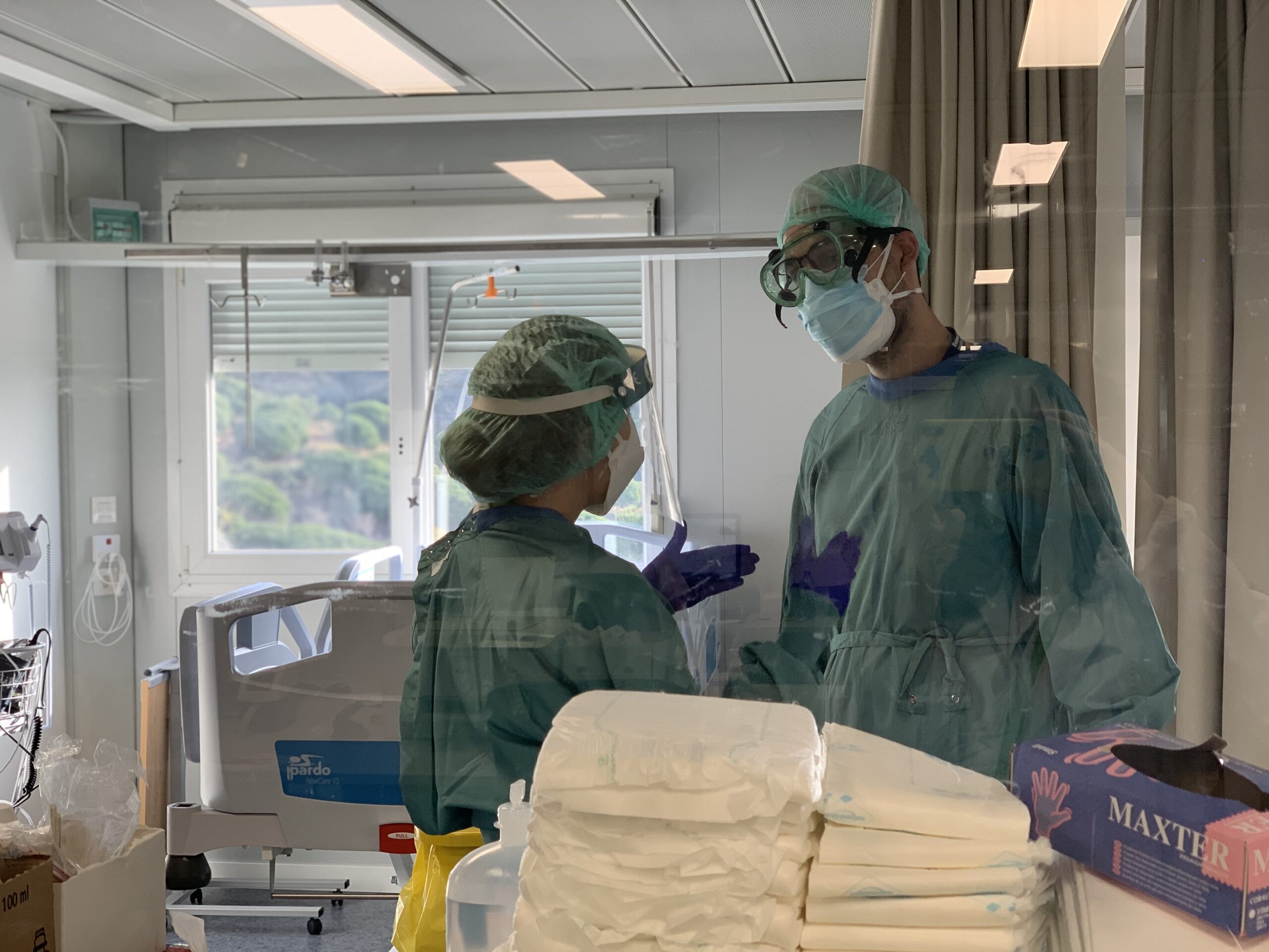 Per què ens tornem a contagiar de COVID-19? Un nou estudi assenyala les 5 principals causes