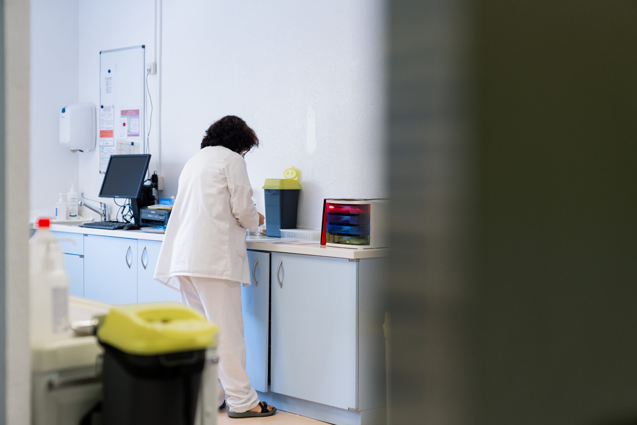 Cataluña lidera el primer protocolo europeo para detectar y tratar la esquistosomiasis genital en mujeres migrantes 