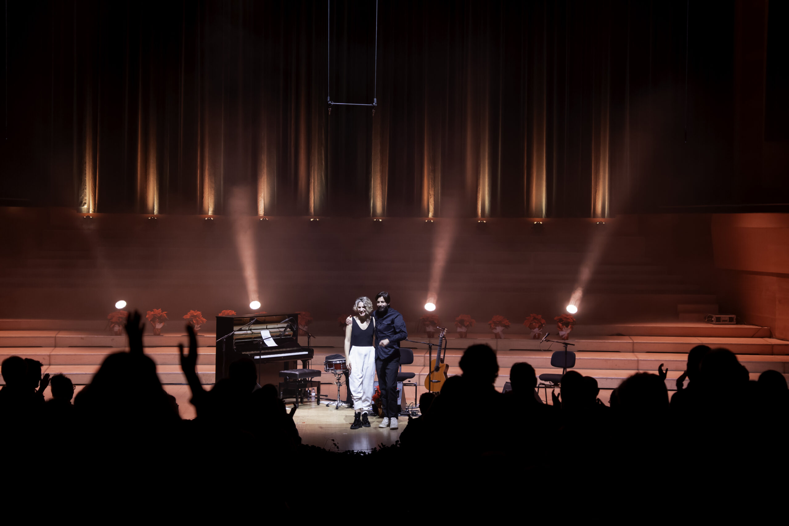 El Concierto Solidario de Navidad de la Fundación recauda 50.000 euros con Salvador y Luísa Sobral como protagonista