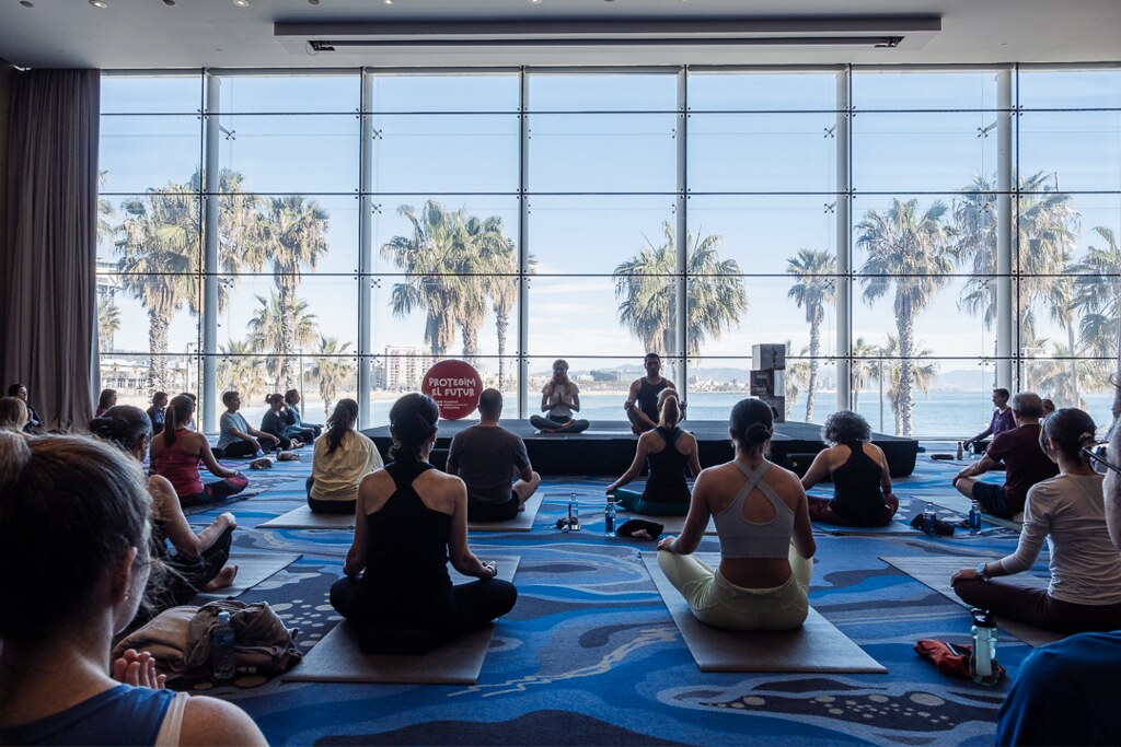 Èxit de participació a la tercera edició del Ioga Solidari